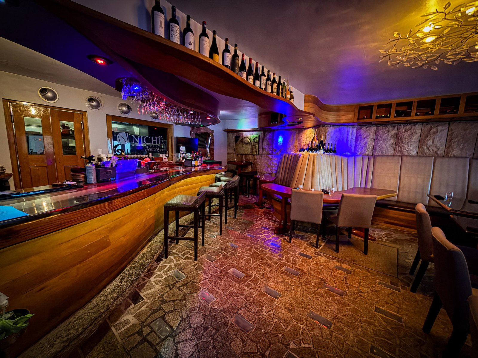Award-winning cuisine at Niche Restaurant — top-5 dining in Puerto Rico at Acacia Boutique Hotel San Juan